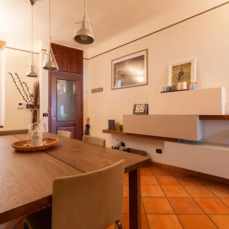 Easytopstay - Cosy Close To Navigli Lägenhet *