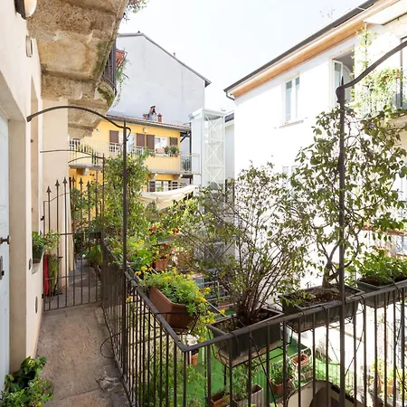 Easytopstay - Cosy Close To Navigli Lägenhet
